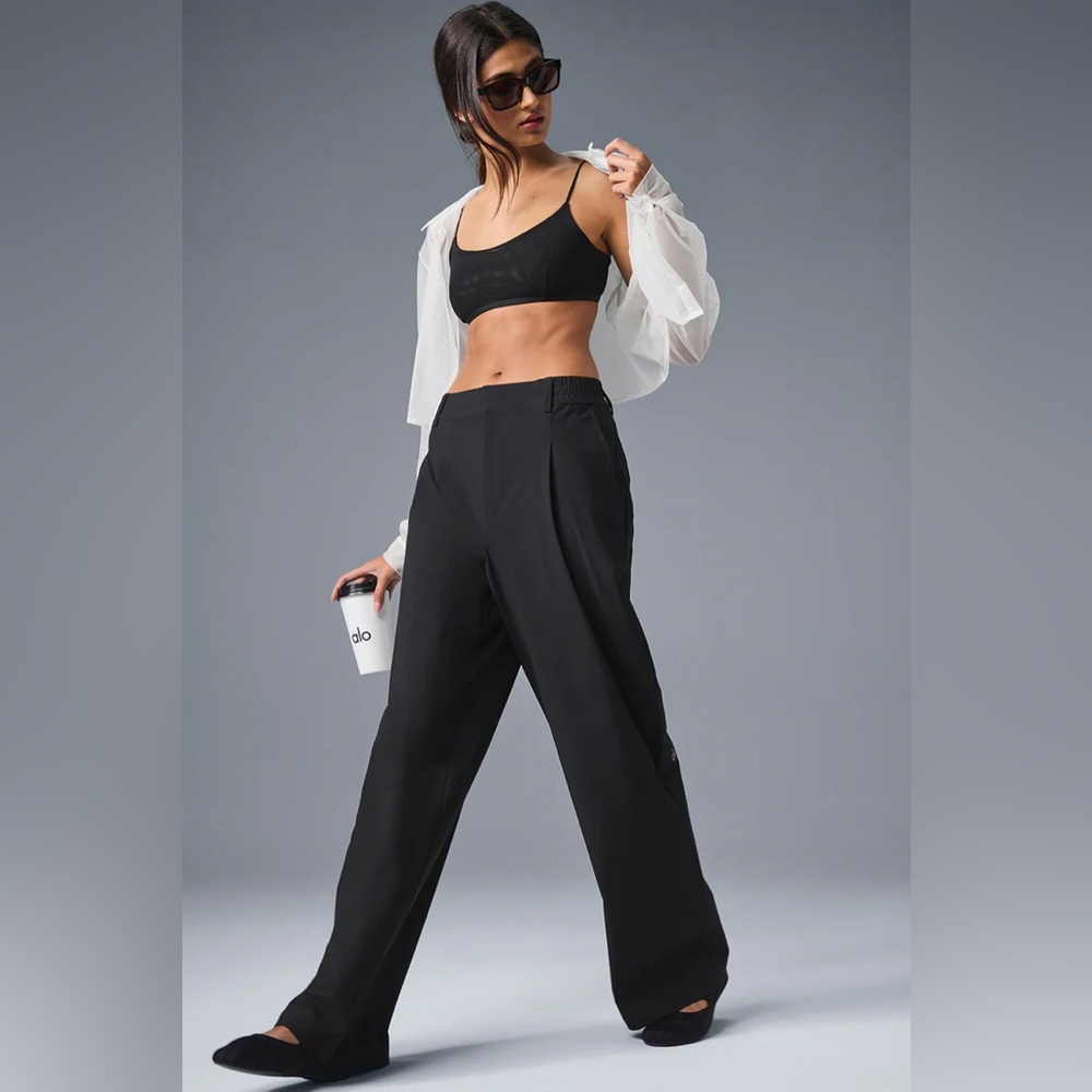 Alo Yoga Pursuit Trousers black size XS 30” inseam Regular $148